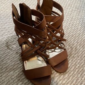 Women’s wedge sandals
